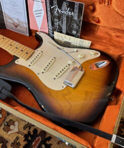 2009 Fender Custom Shop 55 Stratocaster Relic Sunburst Guitar OHSC