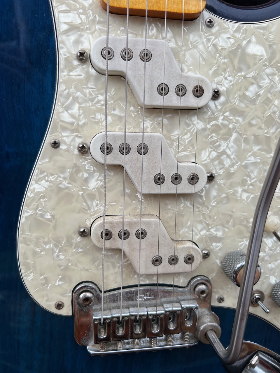 Early 2000s G&L USA Comanche Trans Blue Burst Guitar OHSC Early 2000s G&L USA Comanche Trans Blue Burst Guitar OHSC