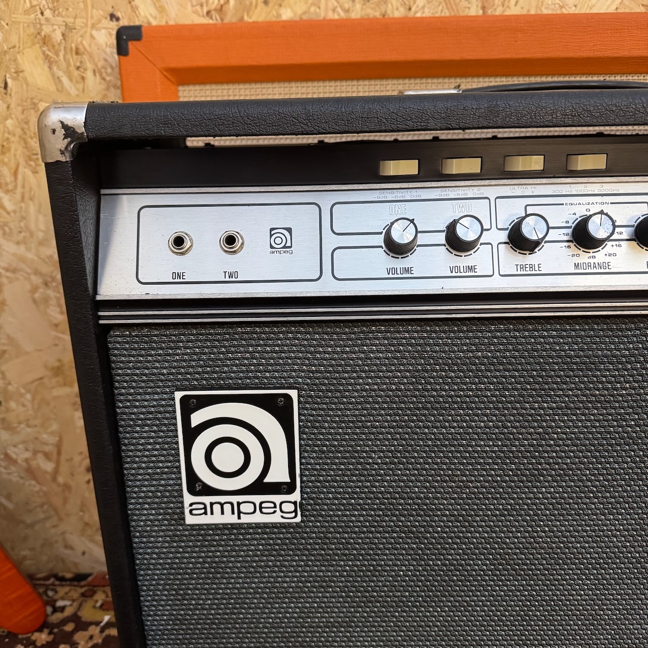 Ex Trevor Bolder Uriah Heep David Bowie 1975 Ampeg VT22 Amplifier Ex Trevor Bolder Uriah Heep David Bowie 1975 Ampeg VT22 Amplifier