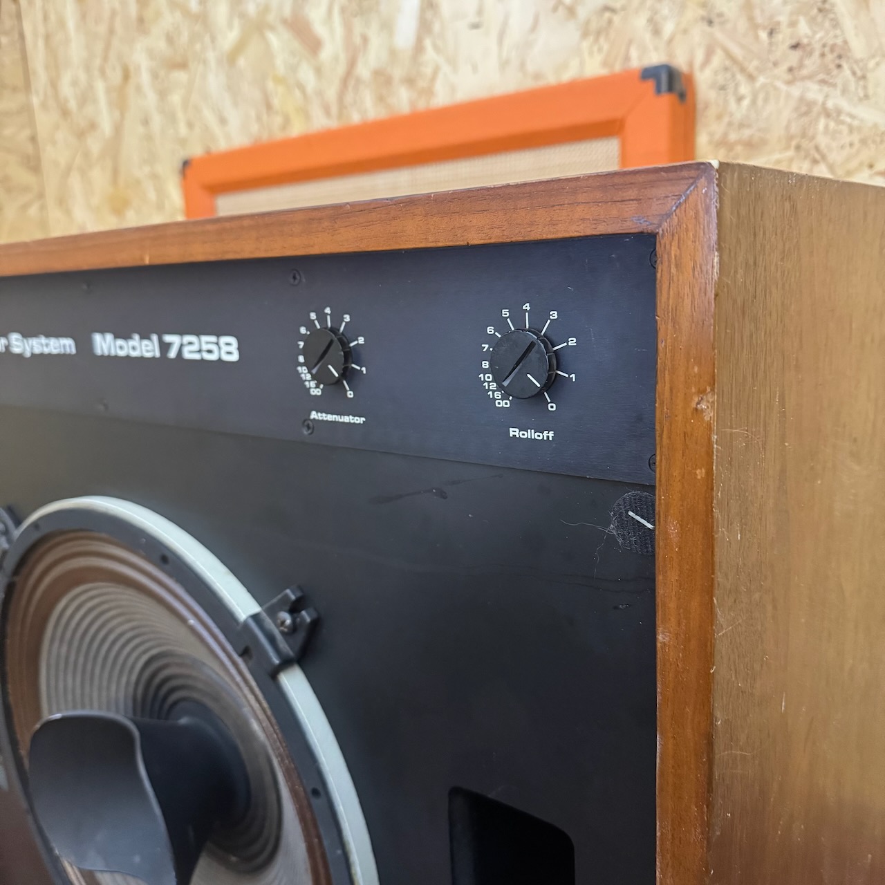 Matched Pair Vintage Cetec Gauss Monitor System Model 7258 Coaxial Speakers Matched Pair Vintage Cetec Gauss Monitor System Model 7258 Coaxial Speakers