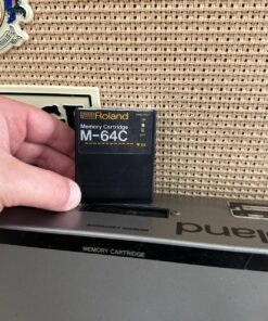 Roland GR77B Bass Guitar Synthesizer Japan Pedalboard Ronnie Lane Studio