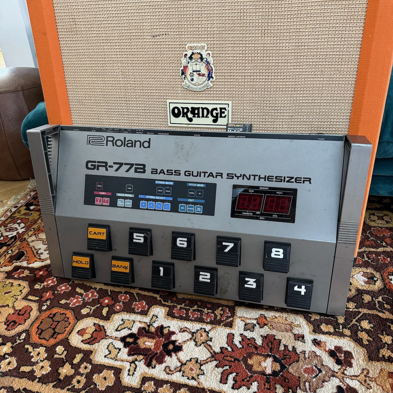 Roland GR77B Bass Guitar Synthesizer Japan Pedalboard Ronnie Lane Studio Roland GR77B Bass Guitar Synthesizer Japan Pedalboard Ronnie Lane Studio