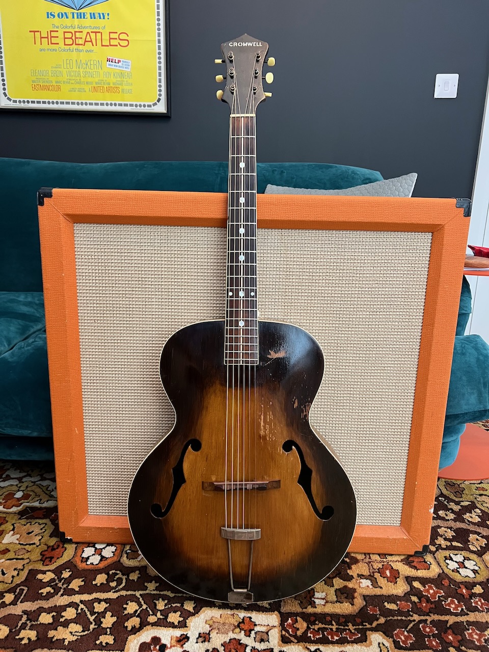 Vintage 1930s Cromwell Gibson G4 Sunburst Archtop Guitar Vintage 1930s Cromwell Gibson G4 Sunburst Archtop Guitar