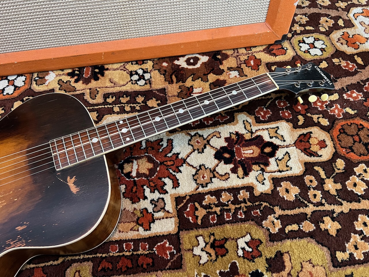 Vintage 1930s Cromwell Gibson G4 Sunburst Archtop Guitar Vintage 1930s Cromwell Gibson G4 Sunburst Archtop Guitar