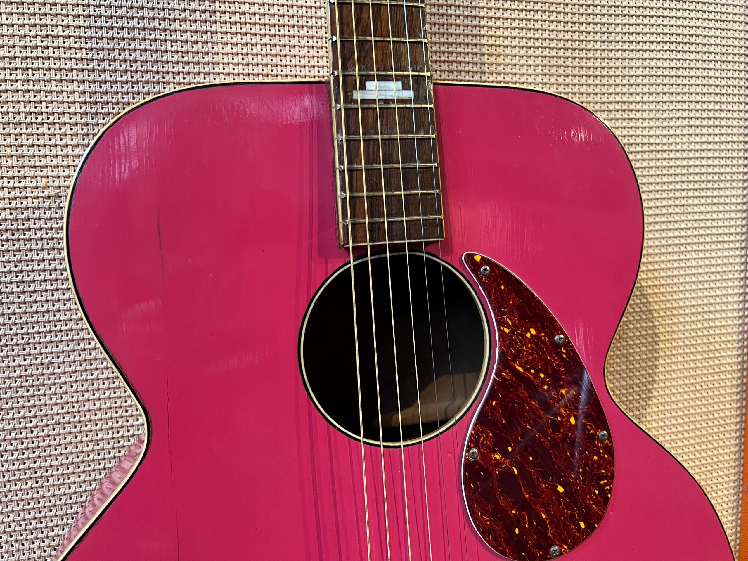 Vintage 1950s Kay K22 Jumbo Pink Acoustic Guitar Ronnie Lane Studio Vintage 1950s Kay K22 Jumbo Pink Acoustic Guitar Ronnie Lane Studio