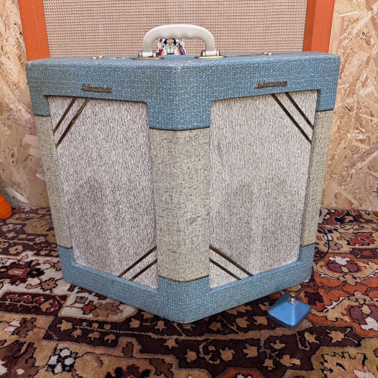 Vintage 1950s WEM Watkins Dominator MK1 Black V Front 2x10 Amplifier Vintage 1950s WEM Watkins Dominator MK1 Black V Front 2x10 Amplifier