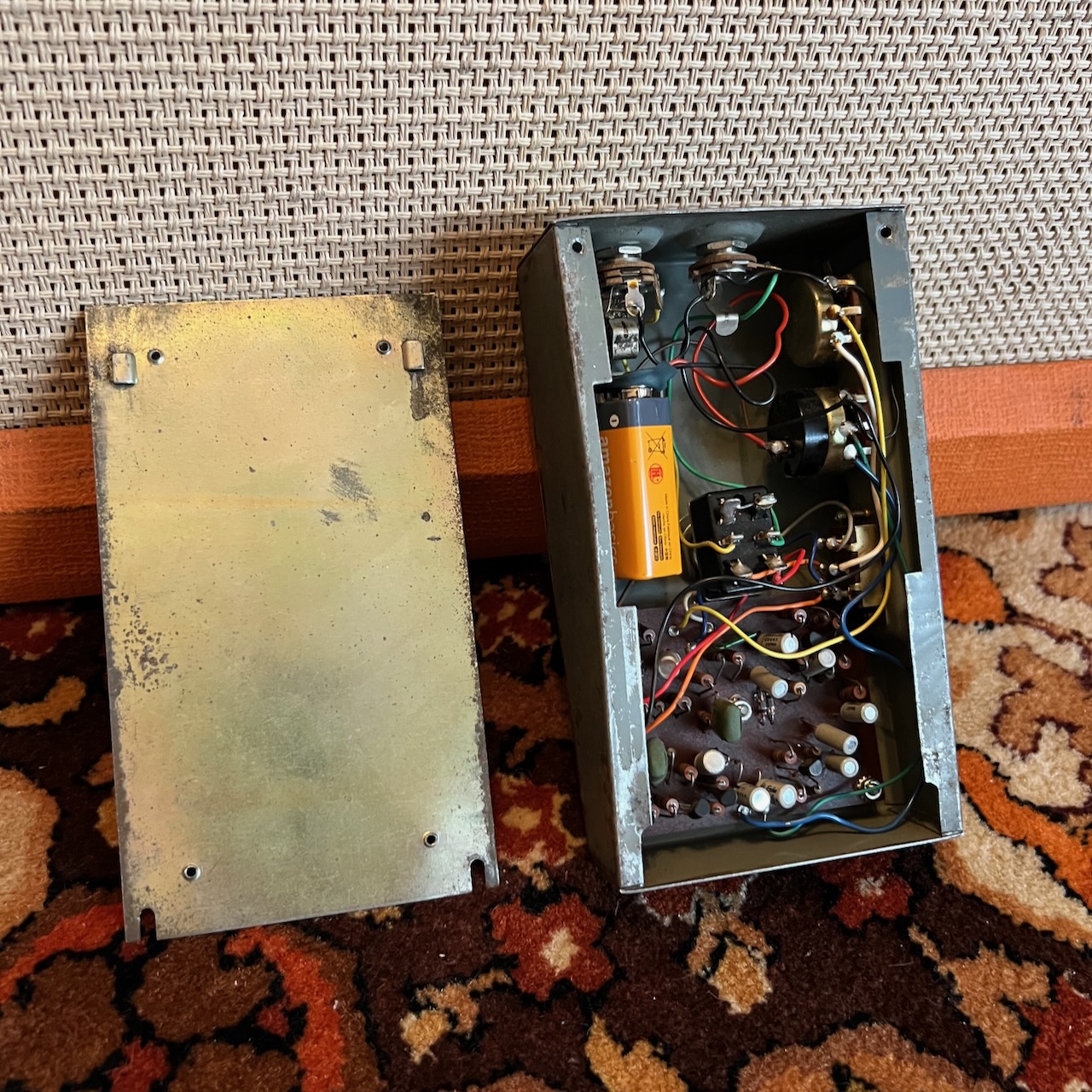 Vintage 1960s Univox Super Fuzz MK1 Grey Original Guitar Pedal Vintage 1960s Univox Super Fuzz MK1 Grey Original Guitar Pedal