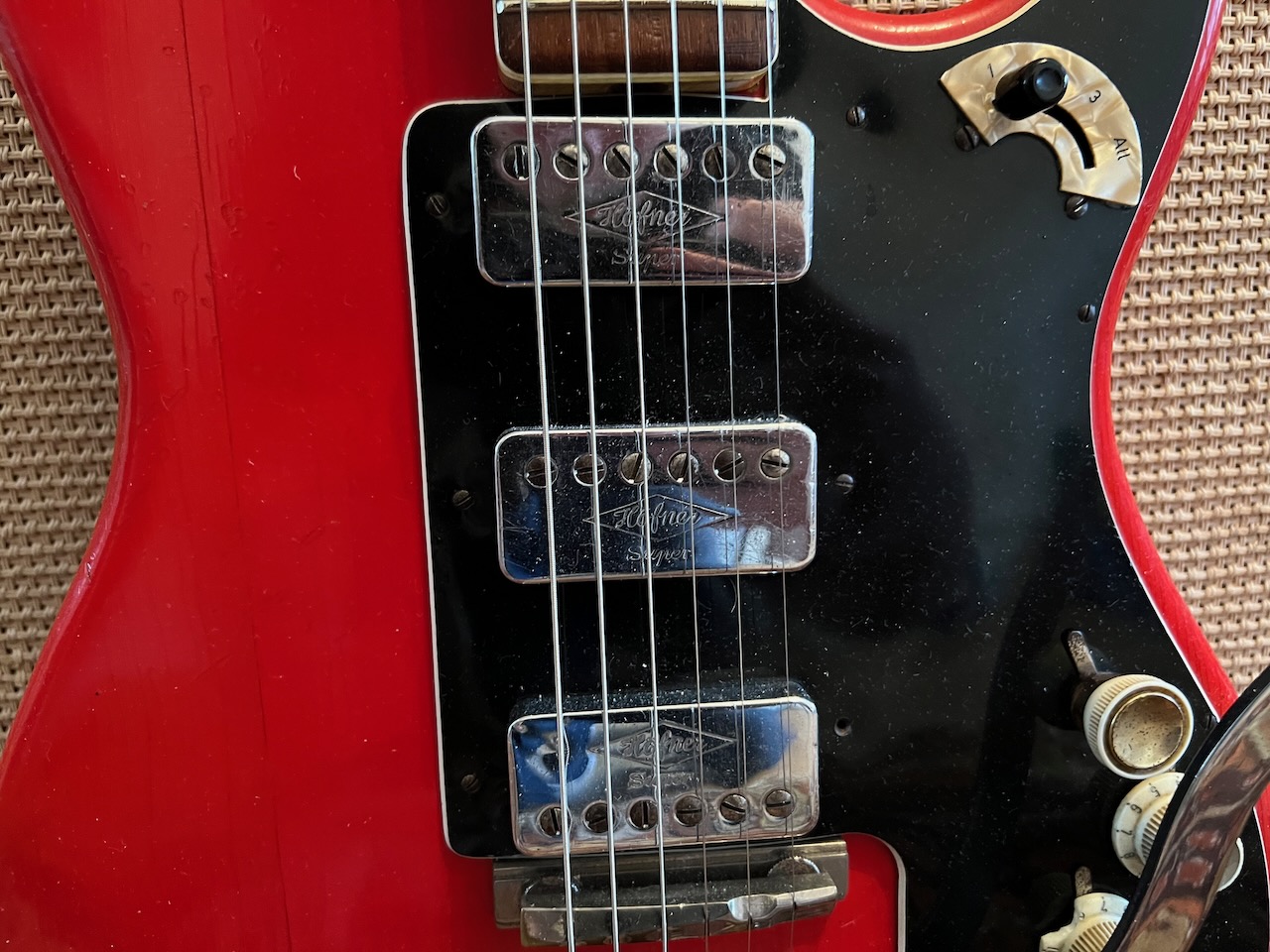 Vintage 1963 Hofner Super Solid V3 Model 173 Electric Guitar Vintage 1963 Hofner Super Solid V3 Model 173 Electric Guitar