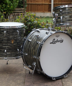 Vintage 1963 Ludwig Super Classic Black Oyster Pearl Drum Kit