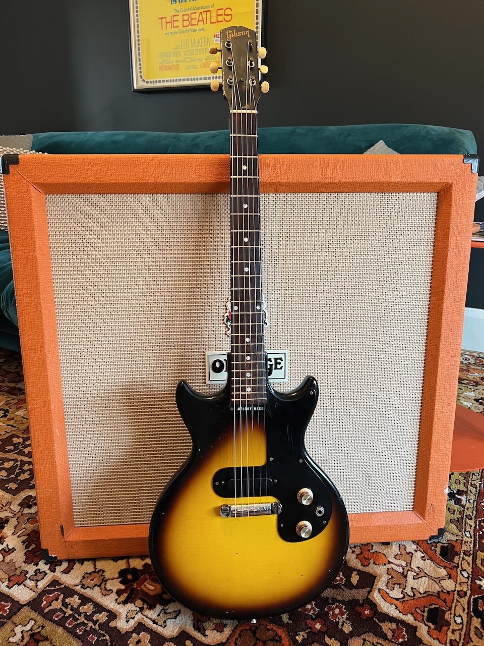 Vintage 1964 Gibson Melody Maker Double Cut Sunburst Guitar Vintage 1964 Gibson Melody Maker Double Cut Sunburst Guitar