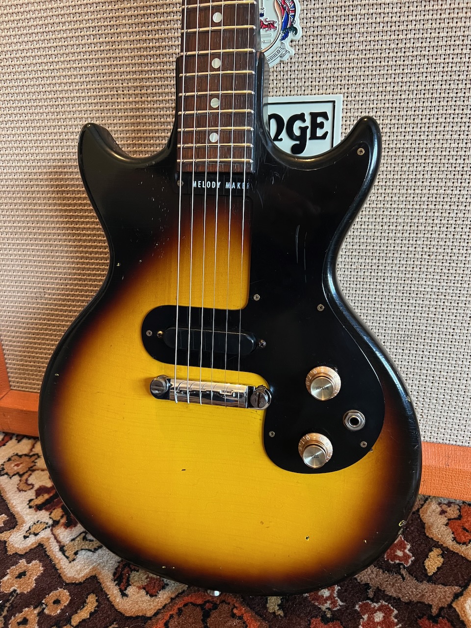 Vintage 1964 Gibson Melody Maker Double Cut Sunburst Guitar Vintage 1964 Gibson Melody Maker Double Cut Sunburst Guitar