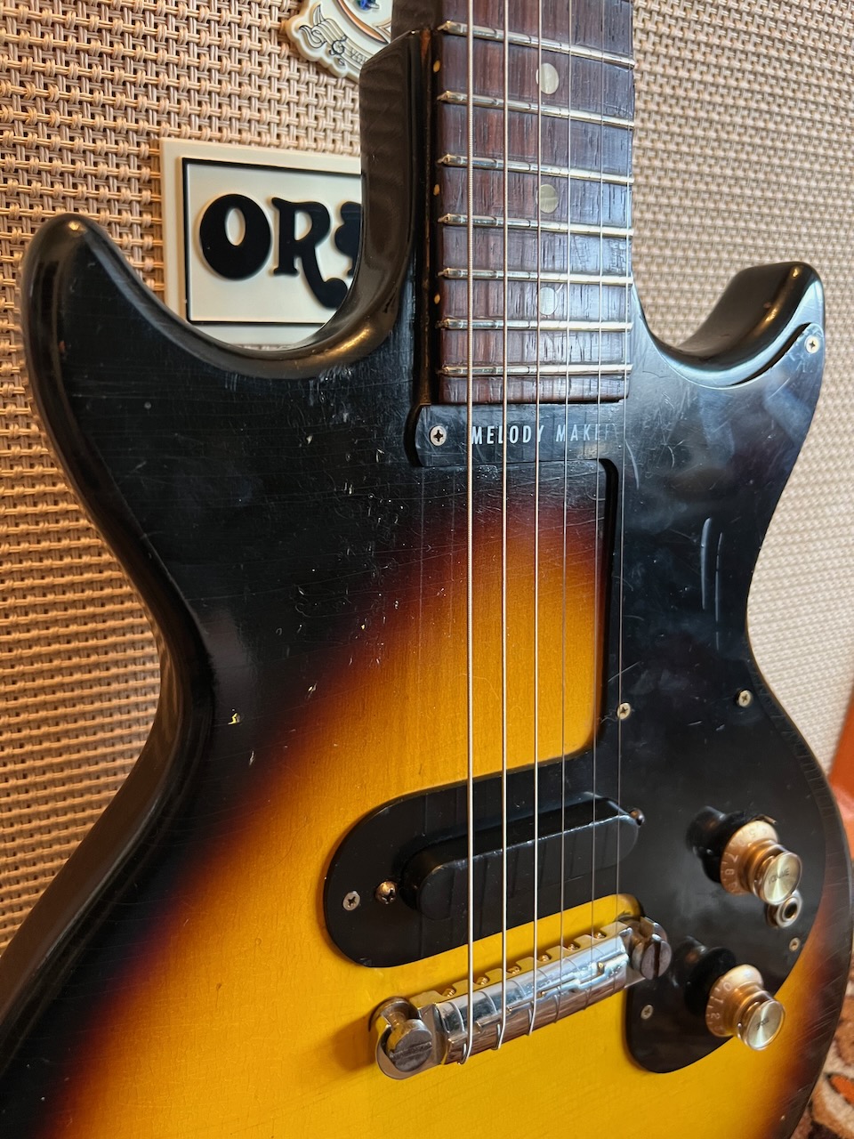 Vintage 1964 Gibson Melody Maker Double Cut Sunburst Guitar Vintage 1964 Gibson Melody Maker Double Cut Sunburst Guitar