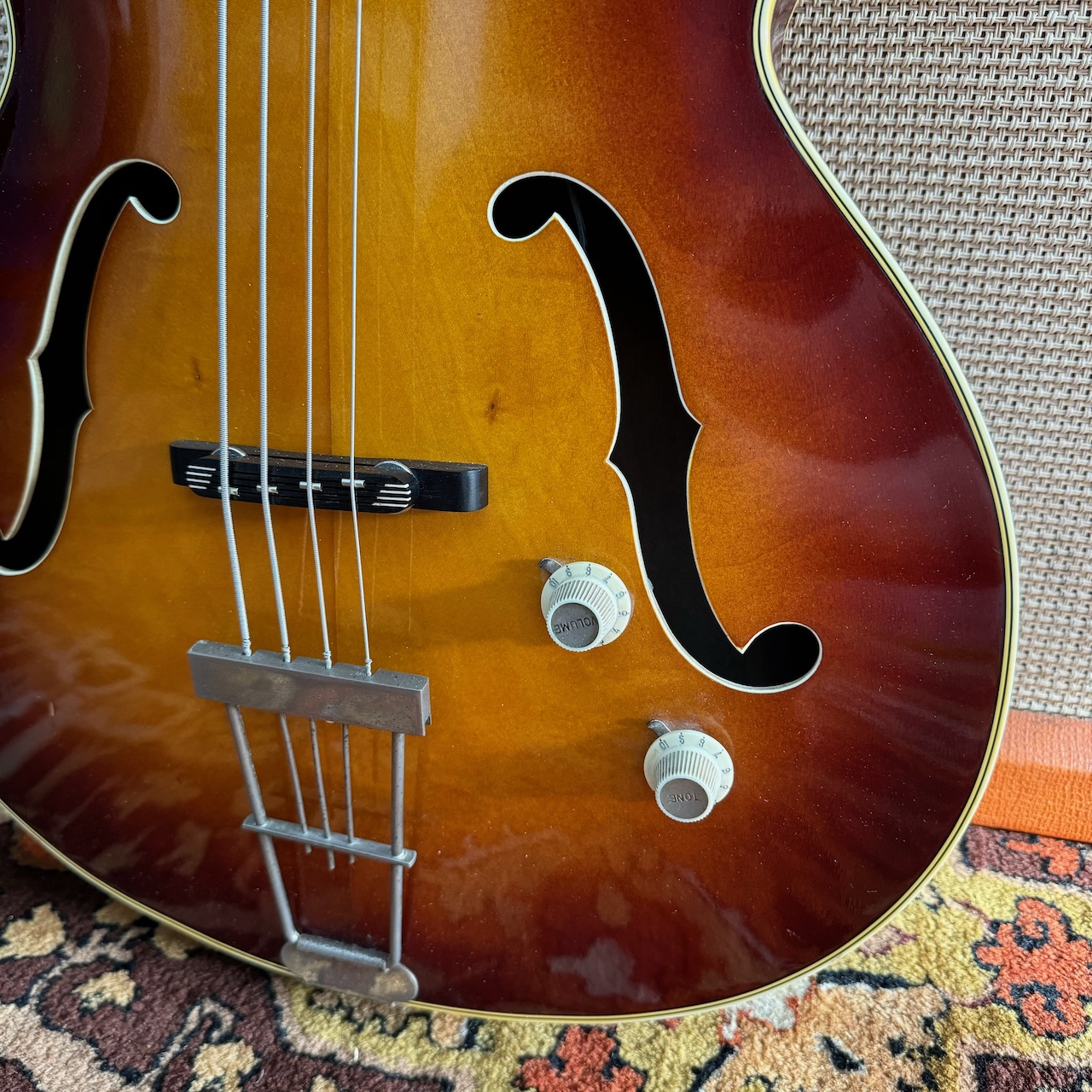 Vintage 1964 Hofner Senator Bass Sunburst Guitar 1960s Vintage 1964 Hofner Senator Bass Sunburst Guitar 1960s