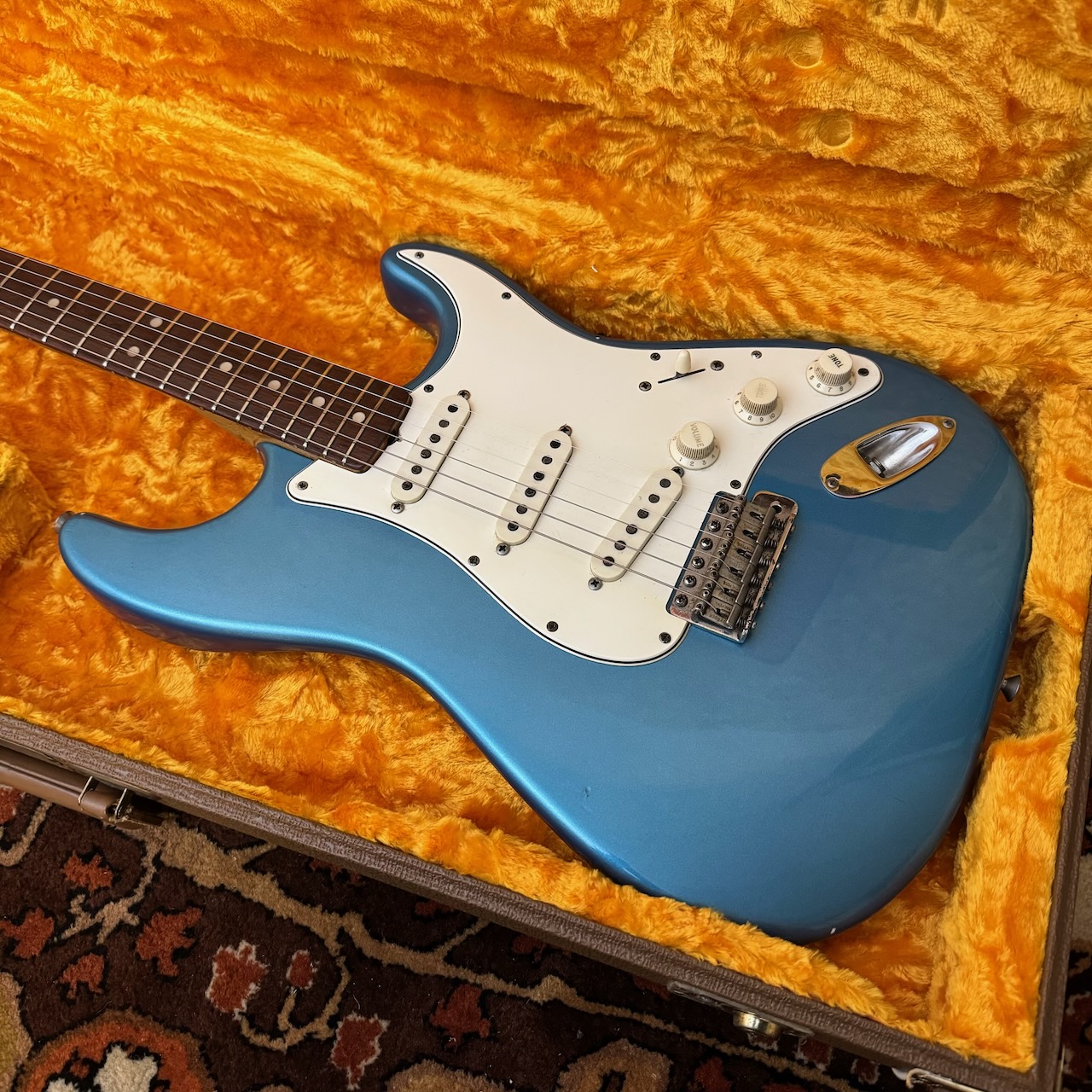 Vintage 1965 Fender Stratocaster Lake Placid Blue Original Guitar 1960s Vintage 1965 Fender Stratocaster Lake Placid Blue Original Guitar 1960s