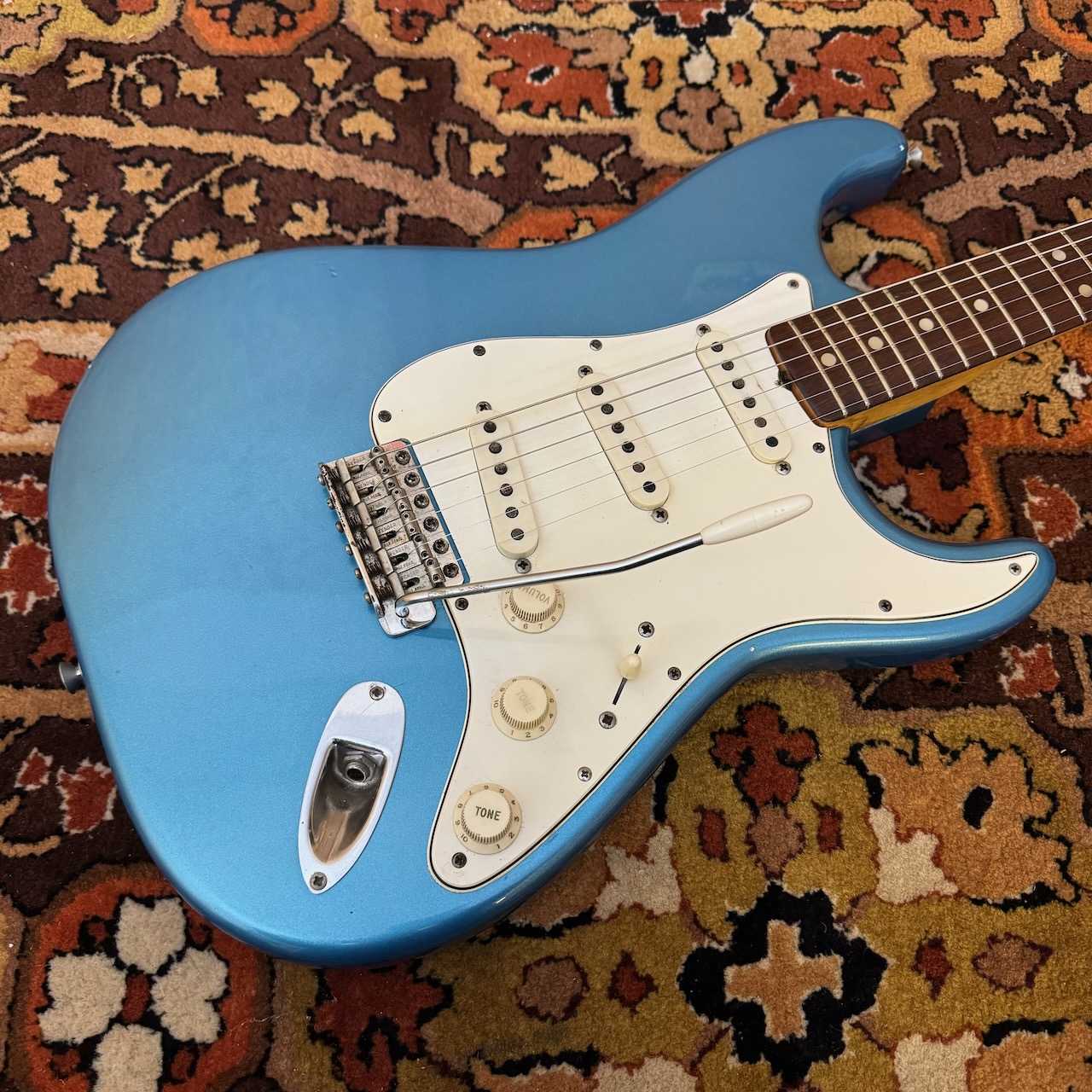 Vintage 1965 Fender Stratocaster Lake Placid Blue Original Guitar 1960s Vintage 1965 Fender Stratocaster Lake Placid Blue Original Guitar 1960s