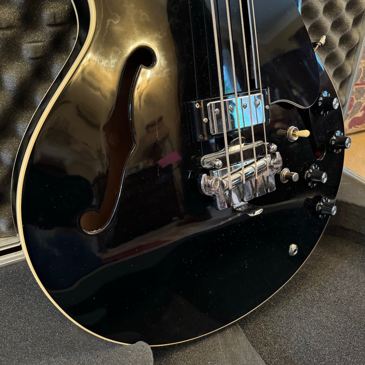 Vintage 1970 1971 1972 Gibson EB2D Players Black Bass Guitar Vintage 1970 1971 1972 Gibson EB2D Players Black Bass Guitar