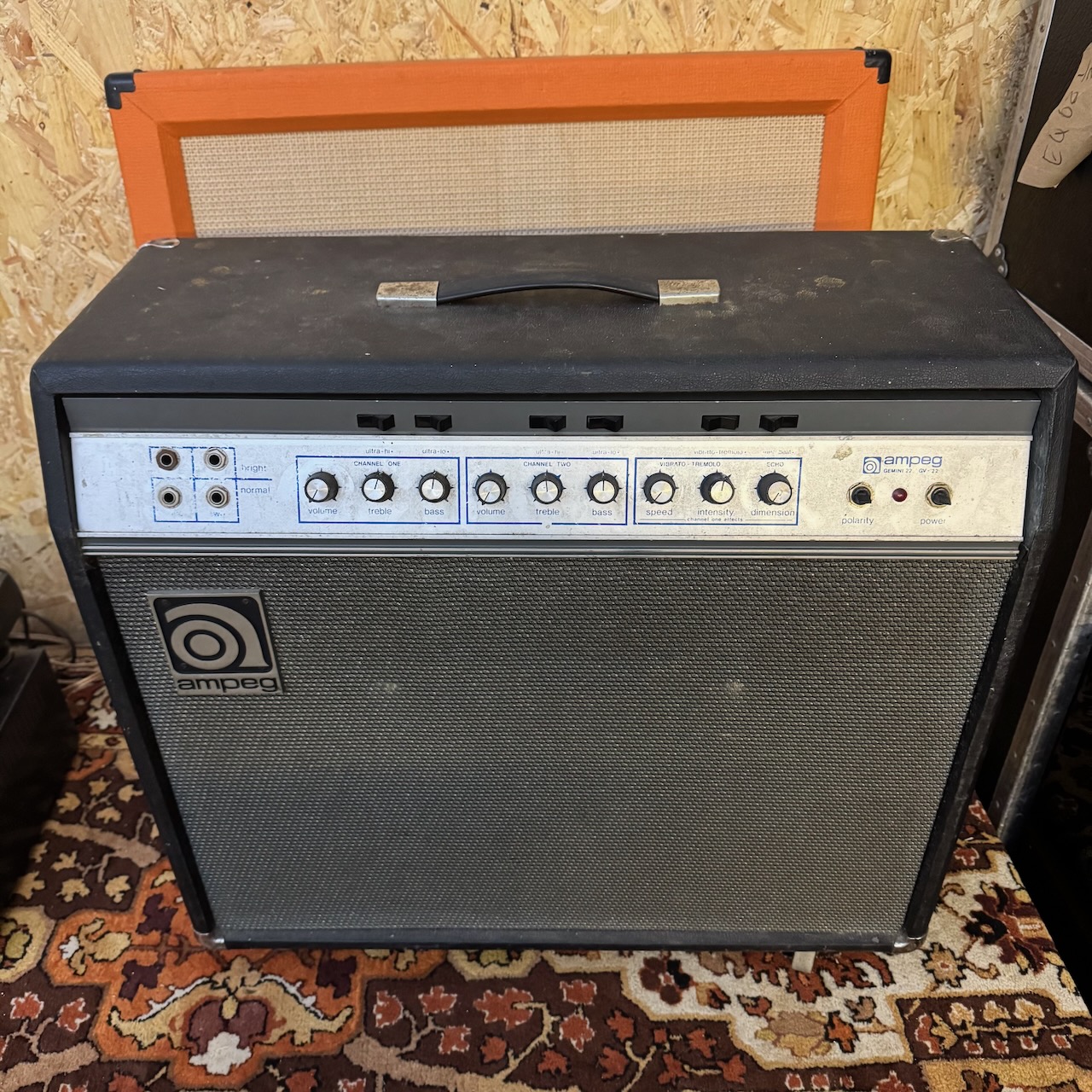 Vintage 1970 Ampeg Gemini GV22 2x12 USA Amplifier Combo Pedal Vintage 1970 Ampeg Gemini GV22 2x12 USA Amplifier Combo Pedal