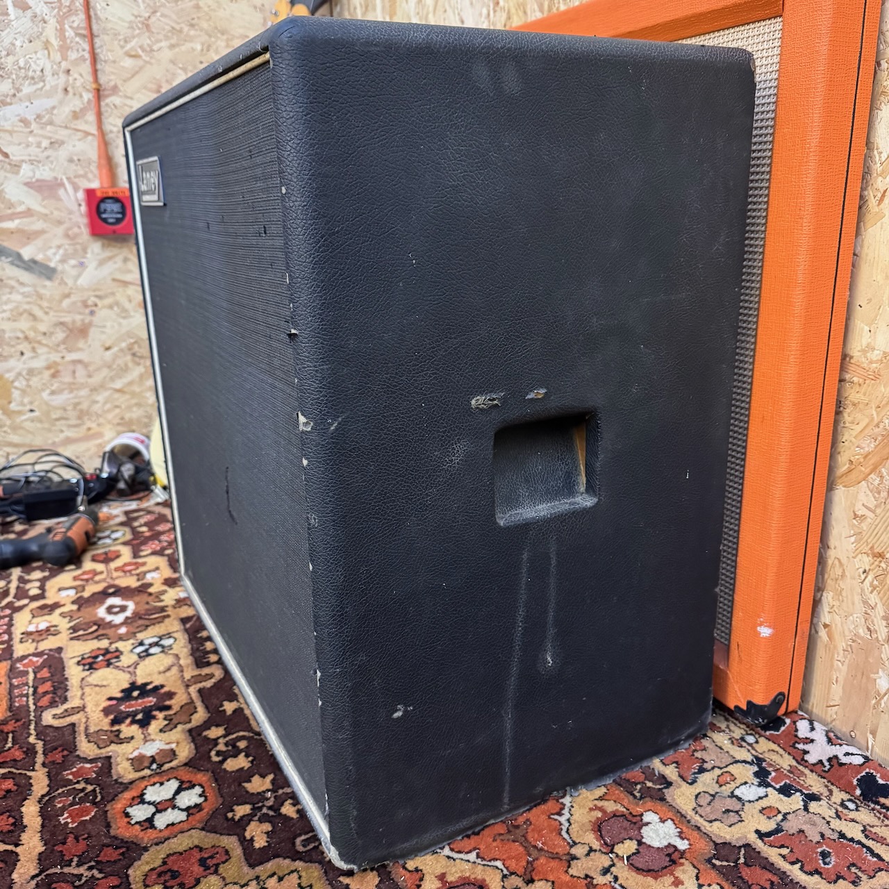 Vintage 1970 Laney Supergroup Bass 100w 1x18 Amplifier Cabinet Celestion G18C Vintage 1970 Laney Supergroup Bass 100w 1x18 Amplifier Cabinet Celestion G18C