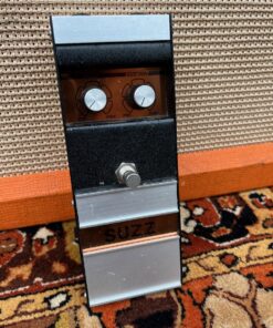 Vintage 1970s Carlsbro Analog Suzz Fuzz Guitar Effects Pedal