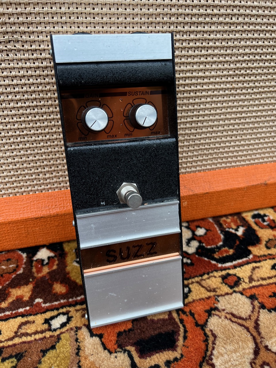 Vintage 1970s Carlsbro Analog Suzz Fuzz Guitar Effects Pedal Vintage 1970s Carlsbro Analog Suzz Fuzz Guitar Effects Pedal