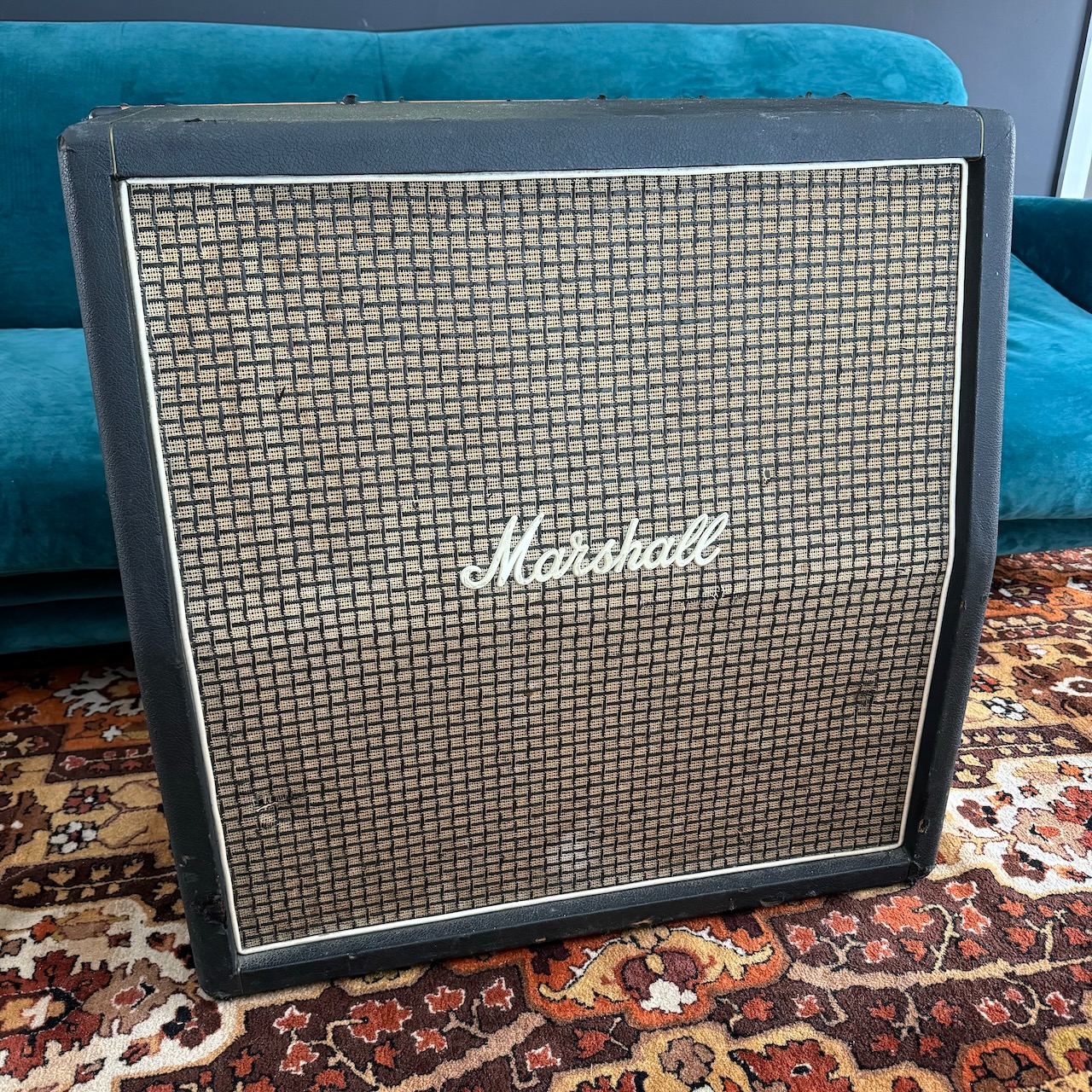 Vintage 1970s Marshall 4x10 Guitar Amplifier Speaker Cabinet Empty Vintage 1970s Marshall 4x10 Guitar Amplifier Speaker Cabinet Empty