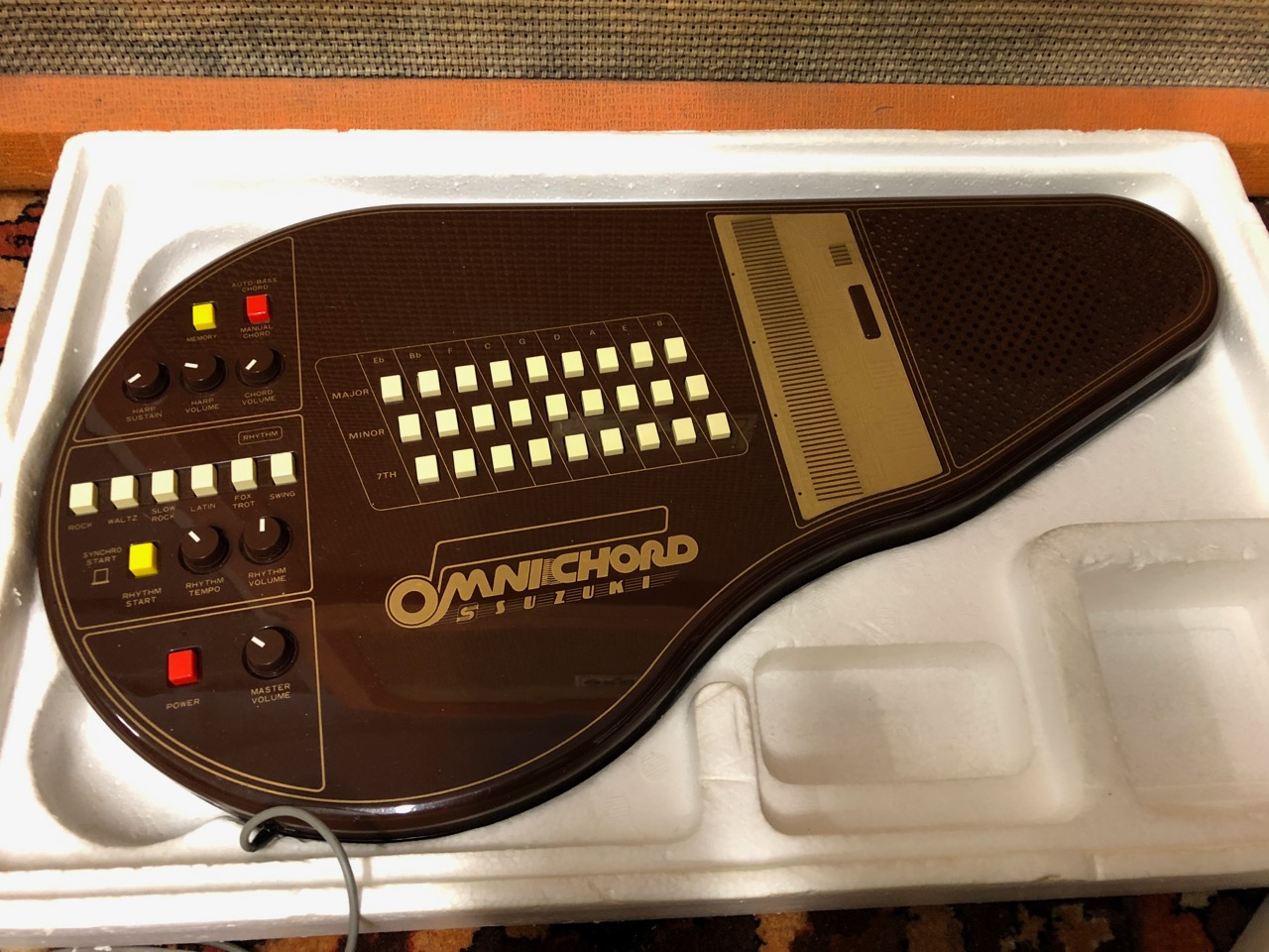 Vintage 1970s Omnichord Suzuki OM27 Synthesizer Japan Original Box Cables