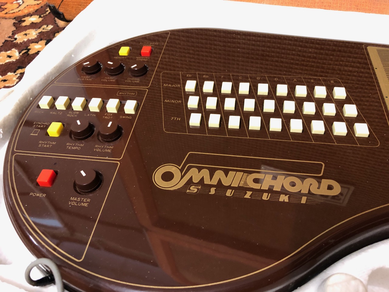 Vintage 1970s Omnichord Suzuki OM27 Synthesizer Japan Original Box Cables