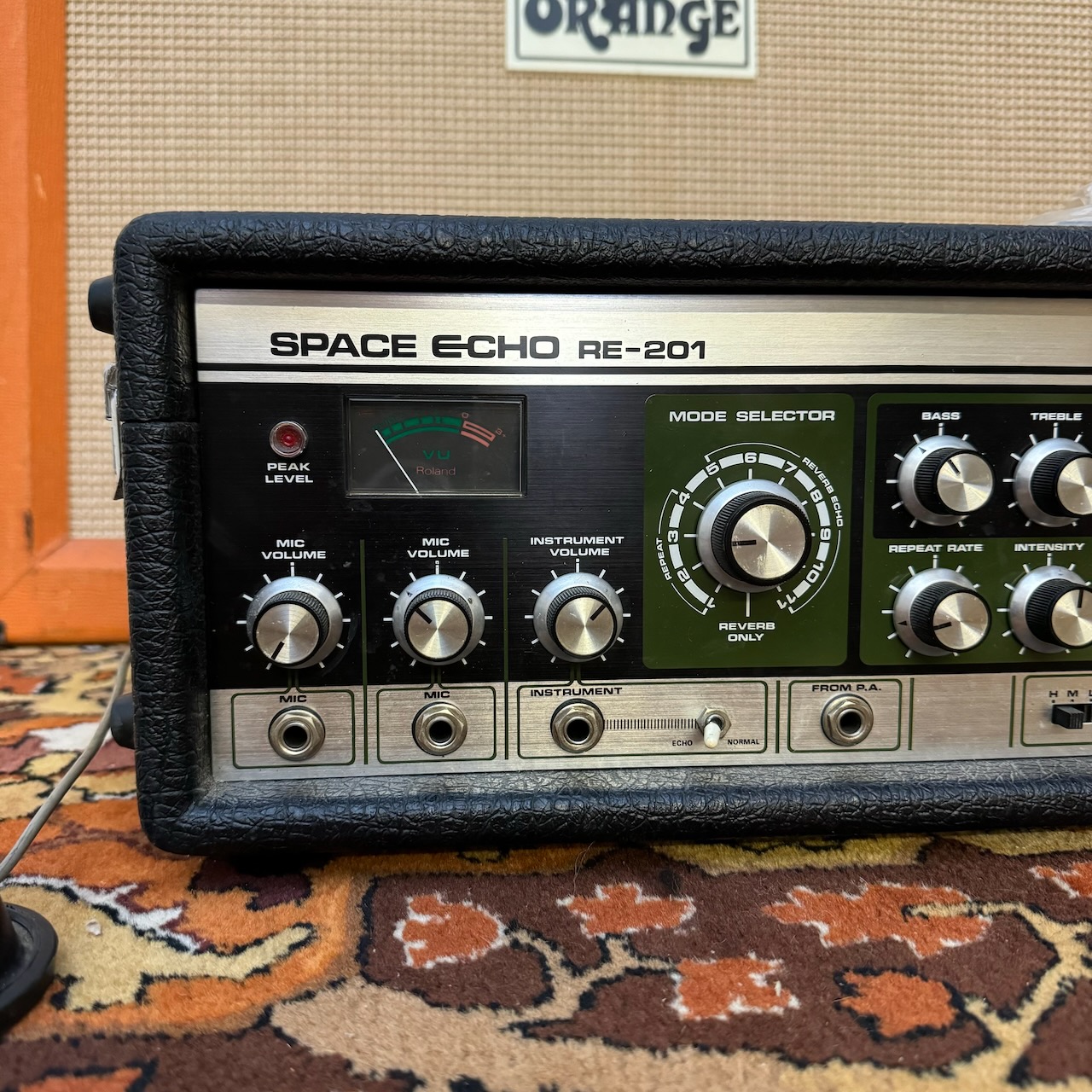 Vintage 1970s Roland RE201 Space Echo Japan Tape Delay Vintage 1970s Roland RE201 Space Echo Japan Tape Delay