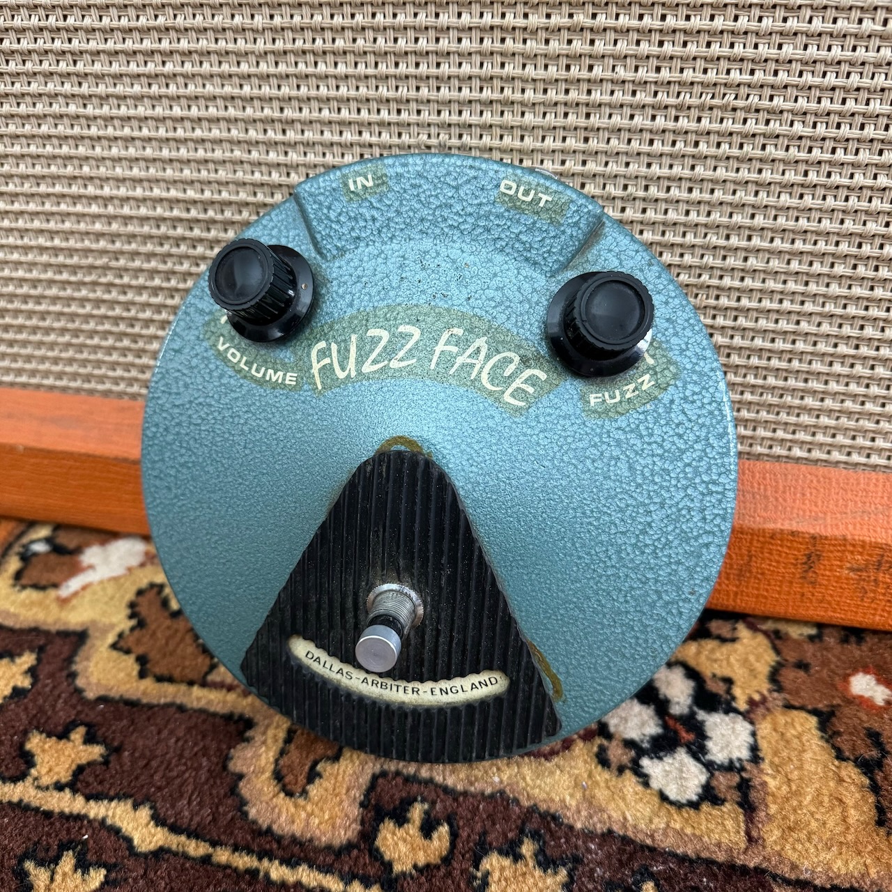 Vintage 1972 Dallas Arbiter Fuzz Face BC108 Guitar Effects Pedal Vintage 1972 Dallas Arbiter Fuzz Face BC108 Guitar Effects Pedal