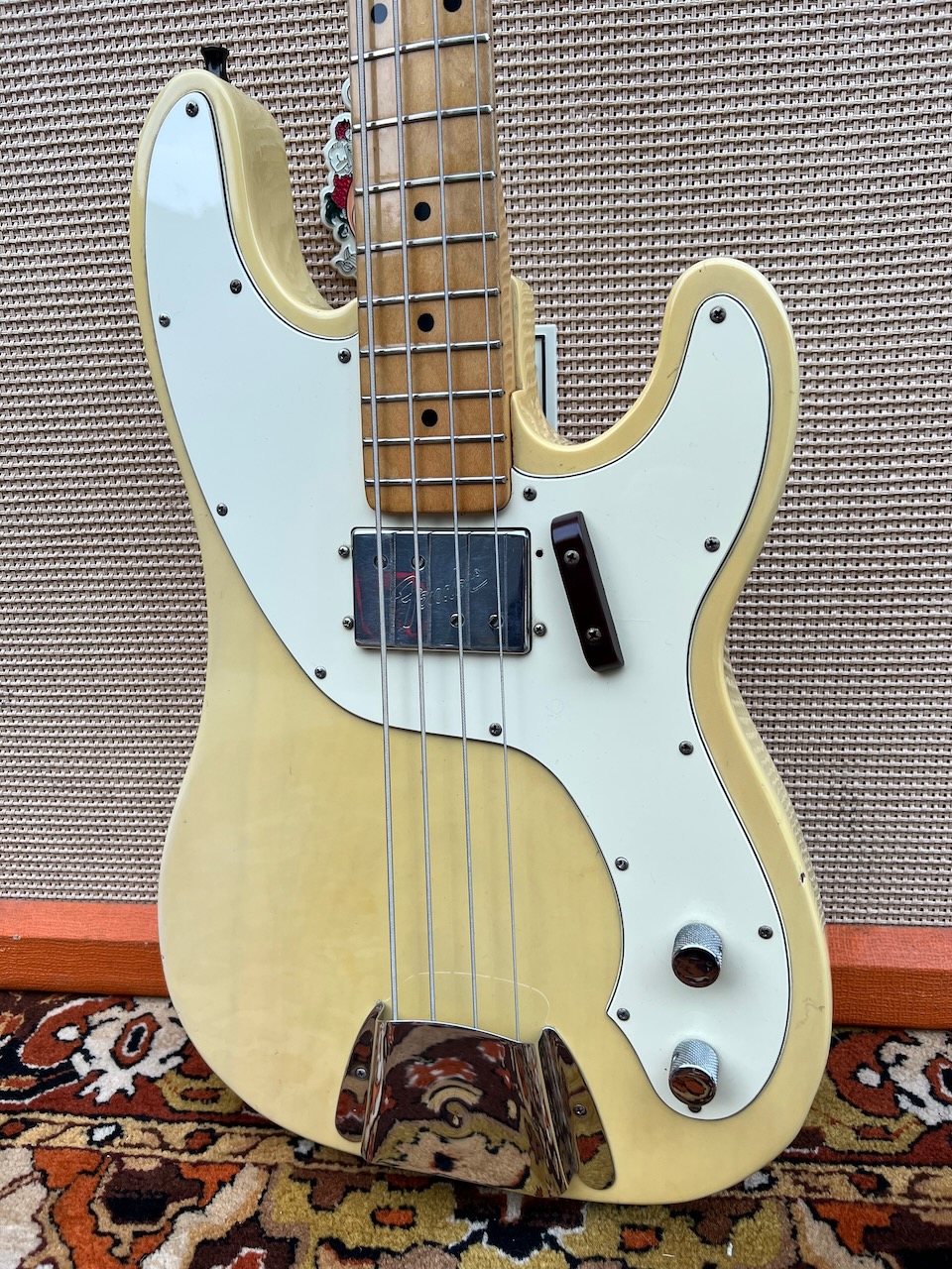 Vintage 1974 Fender Telecaster USA Blonde Maple Bass Guitar Vintage 1974 Fender Telecaster USA Blonde Maple Bass Guitar