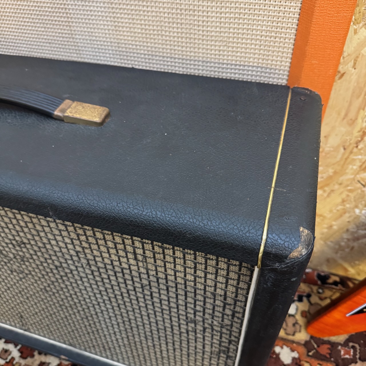 Vintage 1974 Marshall 2045 2x12 Guitar Cabinet Celestion Greyback Vintage 1974 Marshall 2045 2x12 Guitar Cabinet Celestion Greyback