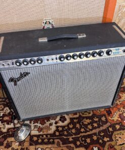 Vintage 1976 Fender Twin Reverb USA Silverface Amplifier Combo