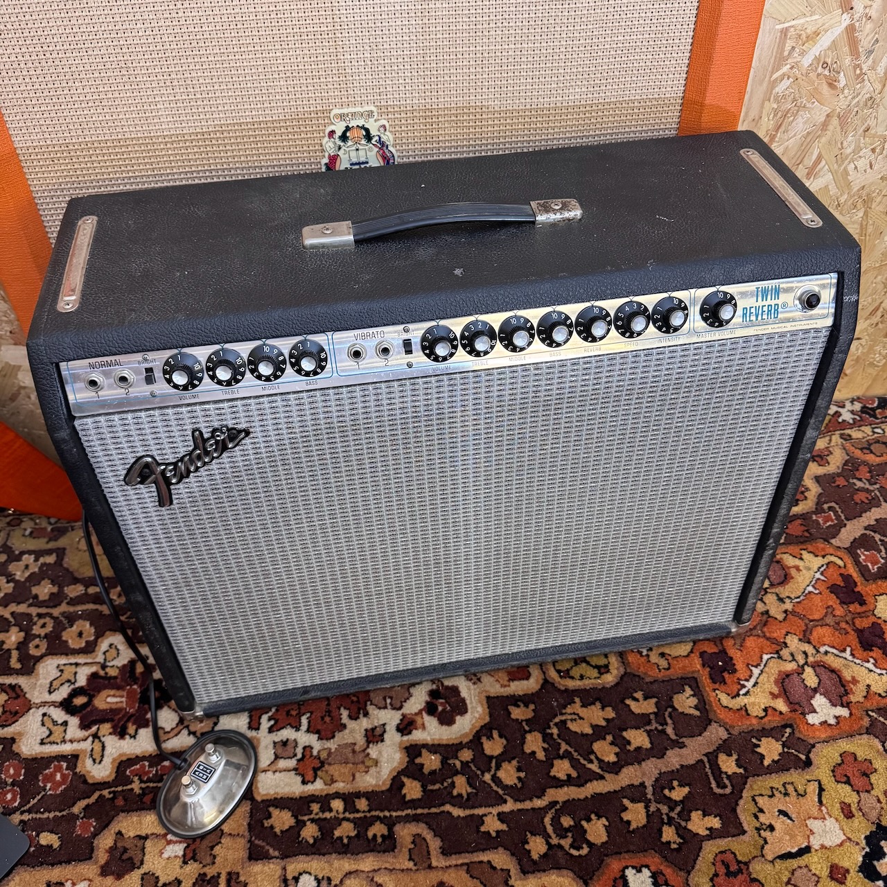 Vintage 1976 Fender Twin Reverb USA Silverface Amplifier Combo Vintage 1976 Fender Twin Reverb USA Silverface Amplifier Combo