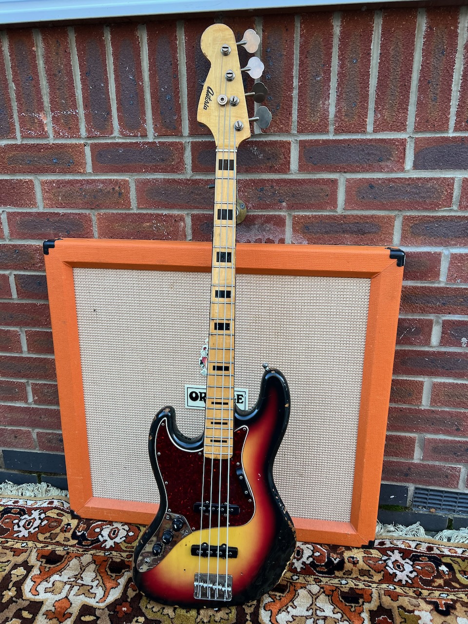 Vintage 1977 Antoria Jazz Japan Sunburst Lefty Bass Guitar Vintage 1977 Antoria Jazz Japan Sunburst Lefty Bass Guitar