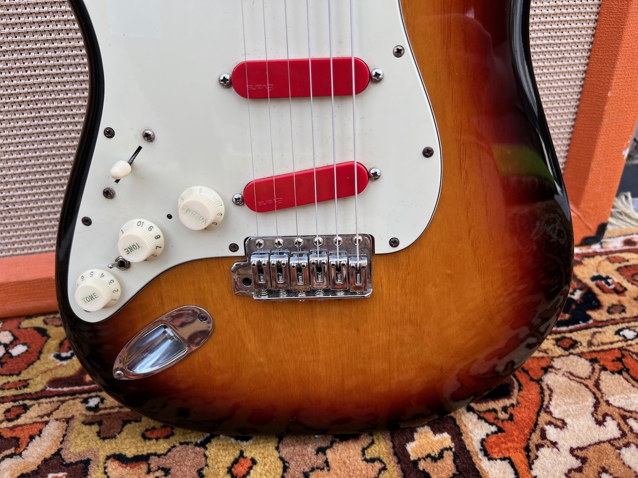 Vintage 1978 Fender Stratocaster Left Handed Sunburst Guitar Vintage 1978 Fender Stratocaster Left Handed Sunburst Guitar