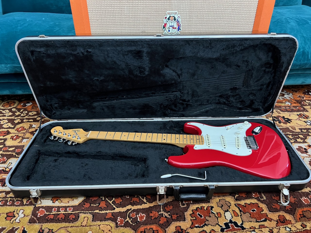Vintage 1988 Fender Stratocaster USA Standard Red Guitar Vintage 1988 Fender Stratocaster USA Standard Red Guitar