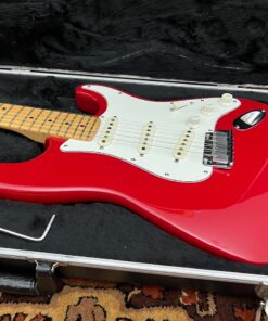 Vintage 1988 Fender Stratocaster USA Standard Red Guitar