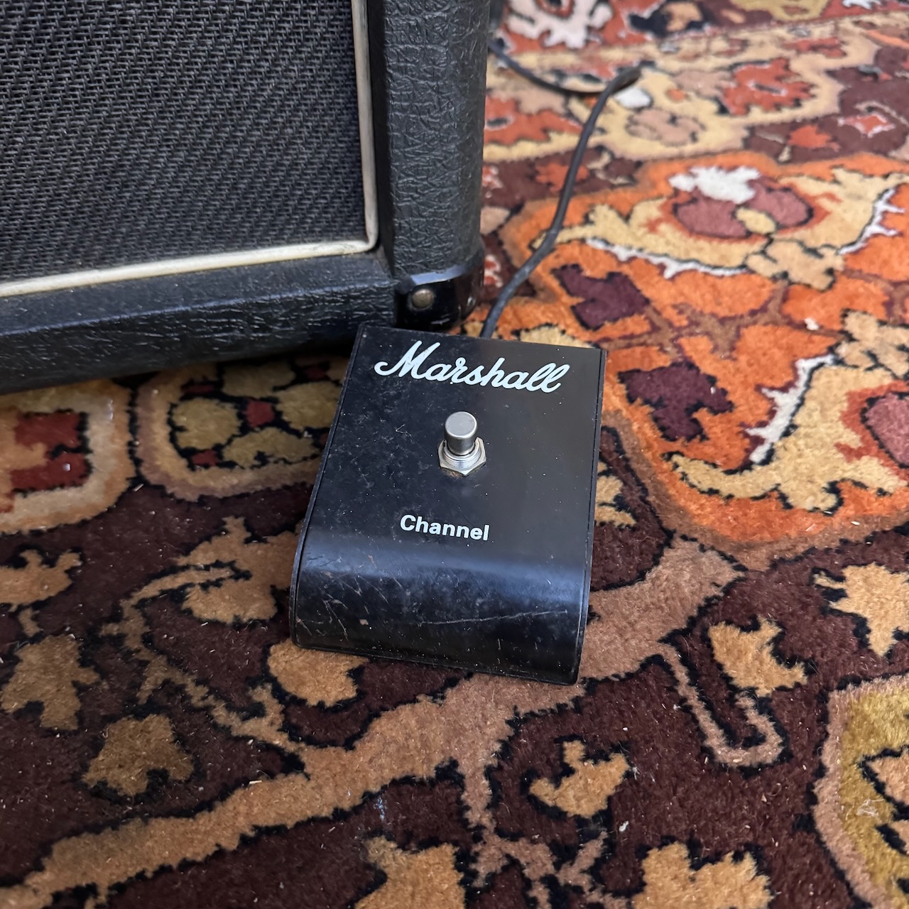 Vintage 1989 Marshall Artist 30 4203 1x12 Valve Combo Amplifier Vintage 1989 Marshall Artist 30 4203 1x12 Valve Combo Amplifier