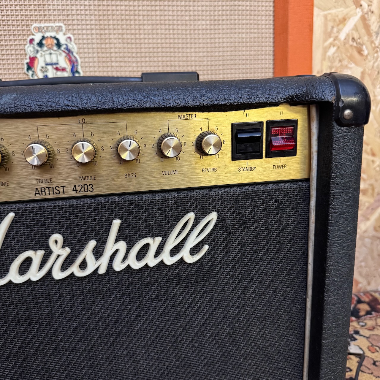 Vintage 1989 Marshall Artist 30 4203 1x12 Valve Combo Amplifier Vintage 1989 Marshall Artist 30 4203 1x12 Valve Combo Amplifier