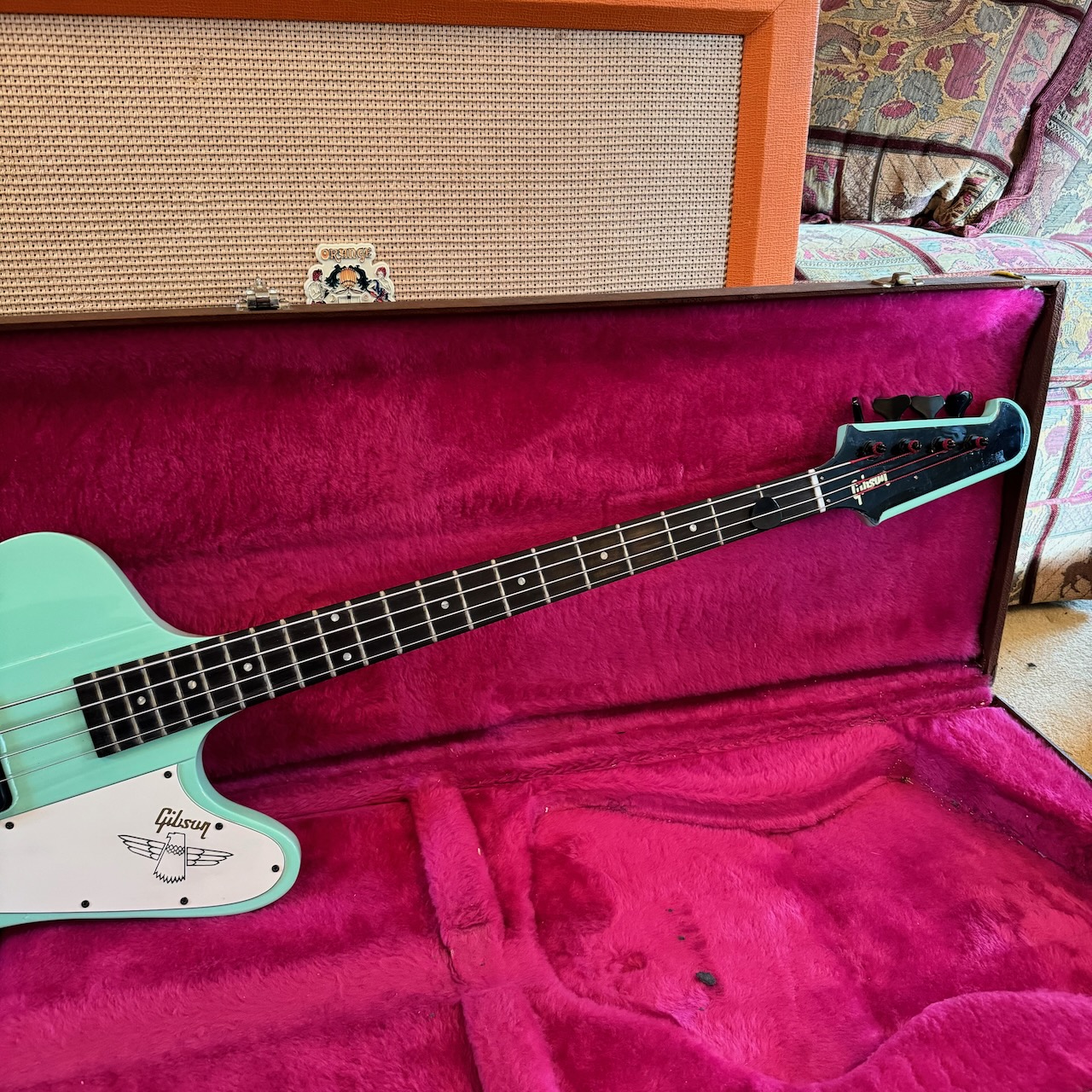 Vintage 1990s Gibson Thunderbird USA Kelly Green Bass Guitar Bartolini Vintage 1990s Gibson Thunderbird USA Kelly Green Bass Guitar Bartolini