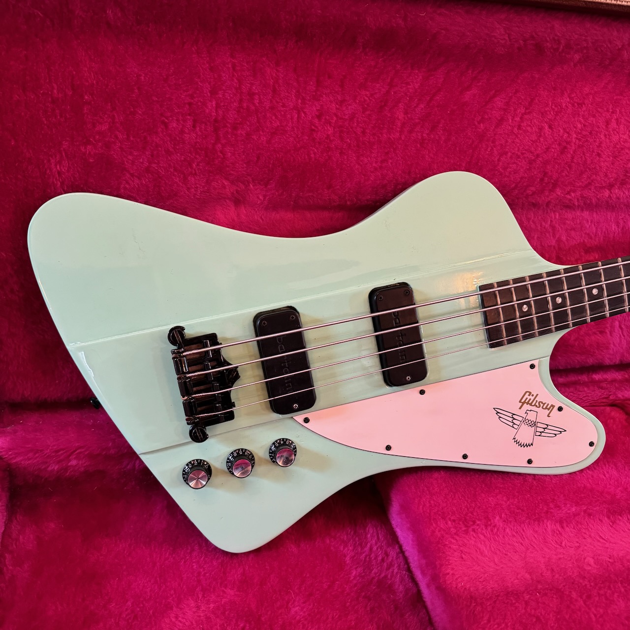 Vintage 1990s Gibson Thunderbird USA Kelly Green Bass Guitar Bartolini Vintage 1990s Gibson Thunderbird USA Kelly Green Bass Guitar Bartolini