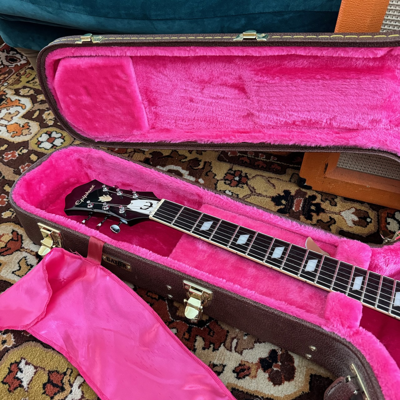 Vintage 1999 Epiphone Riviera Ebony Black Peerless Guitar Vintage 1999 Epiphone Riviera Ebony Black Peerless Guitar